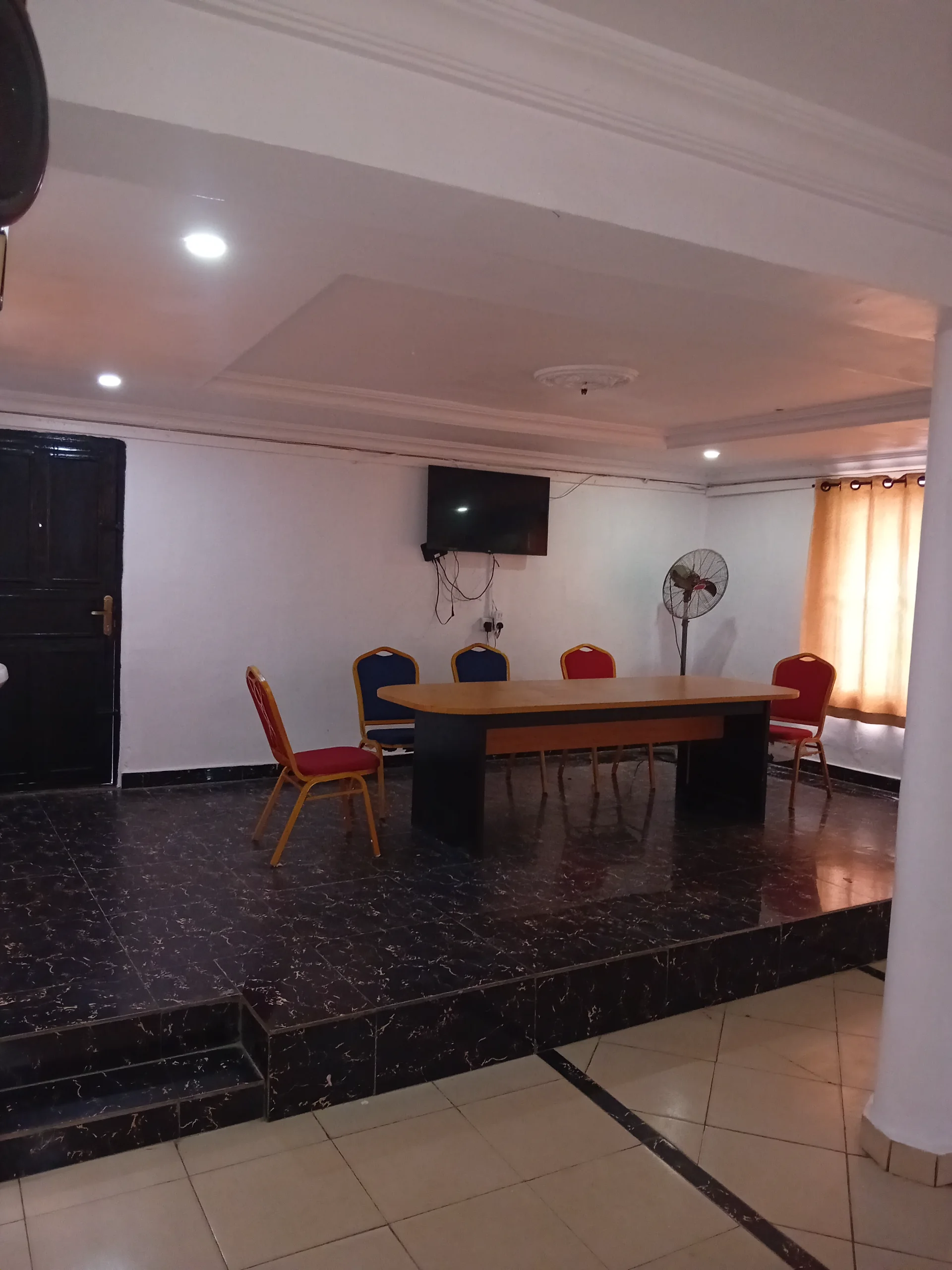 Efon Alaye Hall Shomolu thumbnail 4