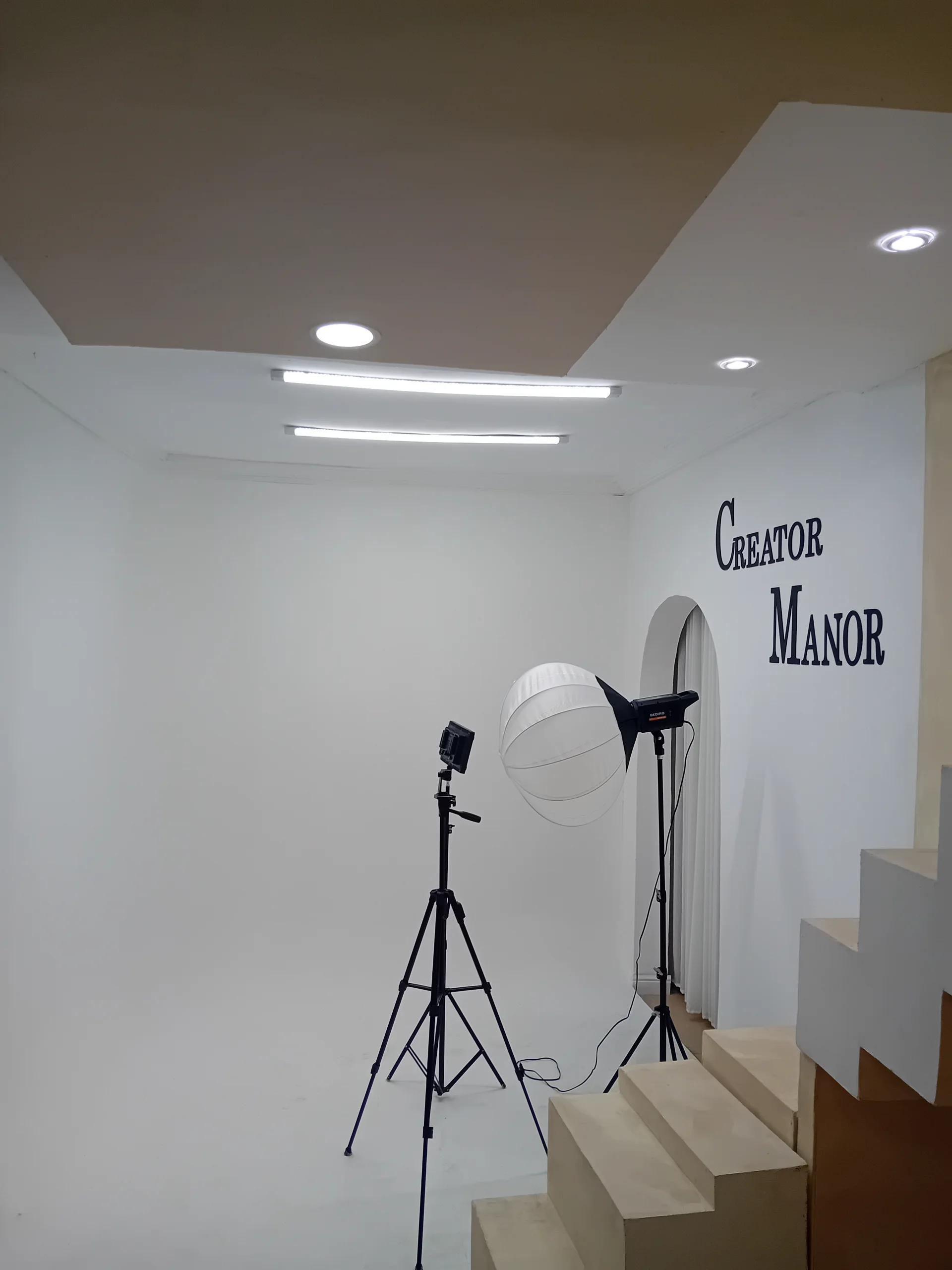 Creator Manor Ilupeju thumbnail 4