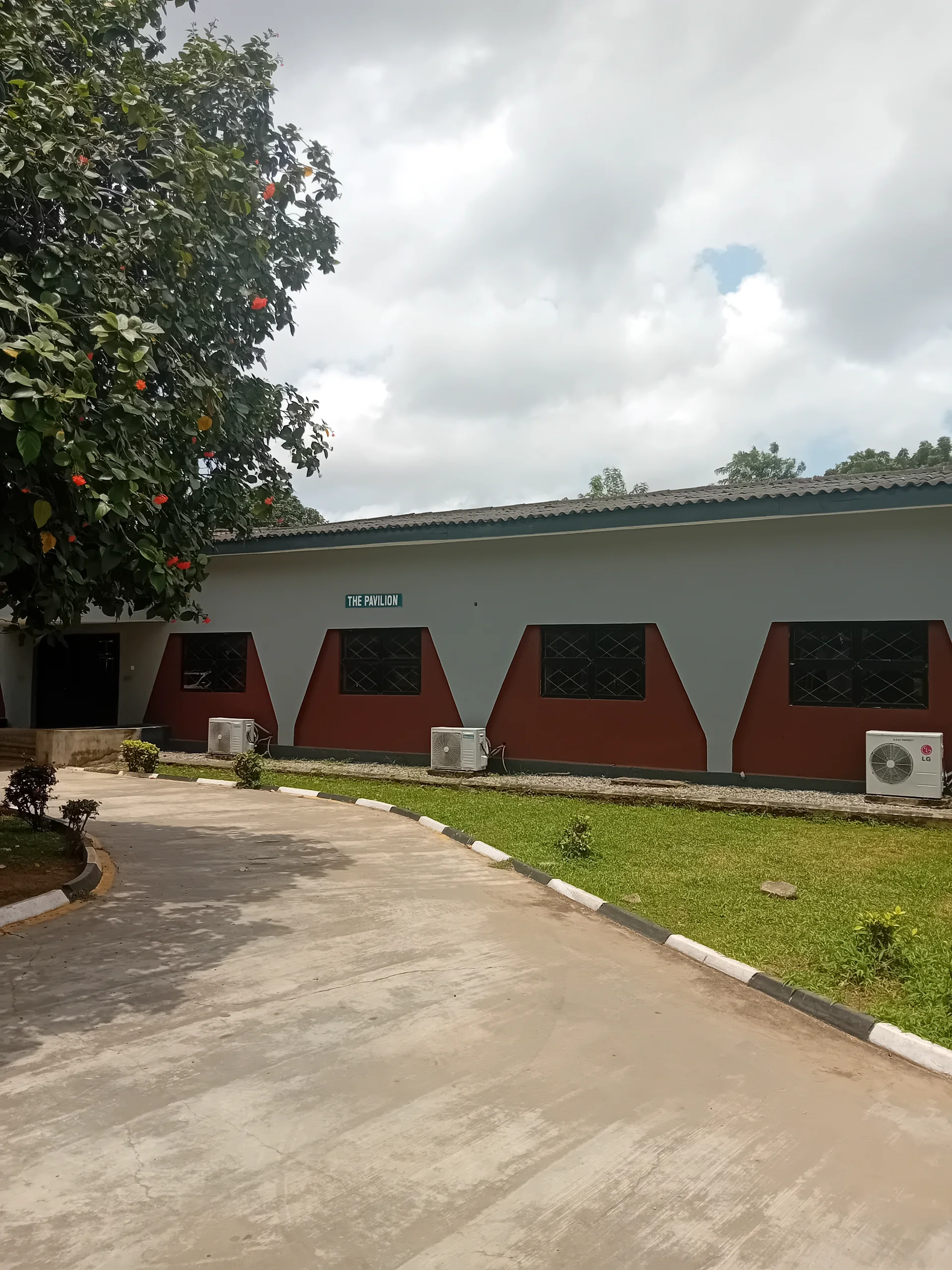 Pavilion Hall Igbobi thumbnail 8