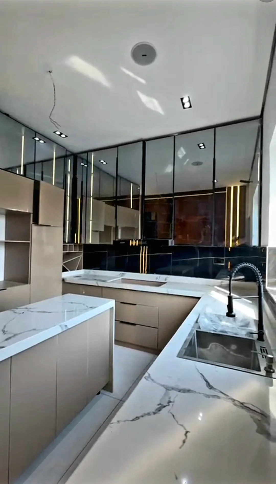 Detached Duplexes With Bq And Pool For Sale thumbnail 11