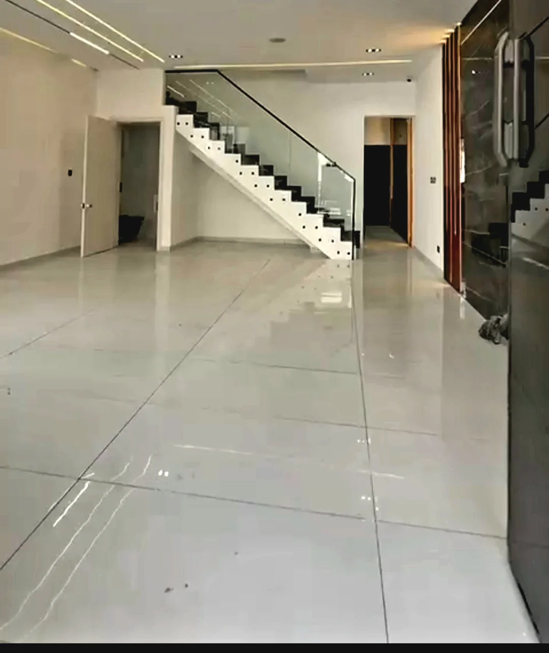 Detached Duplexes With Bq And Pool For Sale thumbnail 16