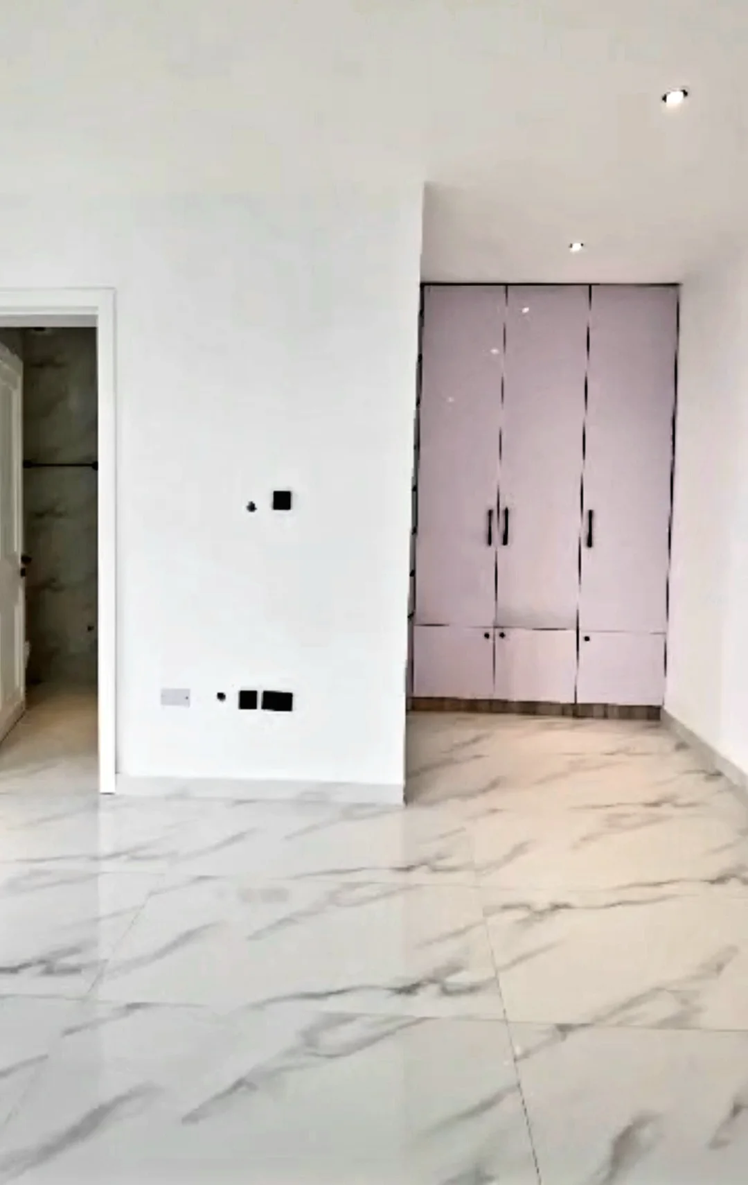 5 Bedroom Fully Detached House With En-Suite Bedrooms thumbnail 7