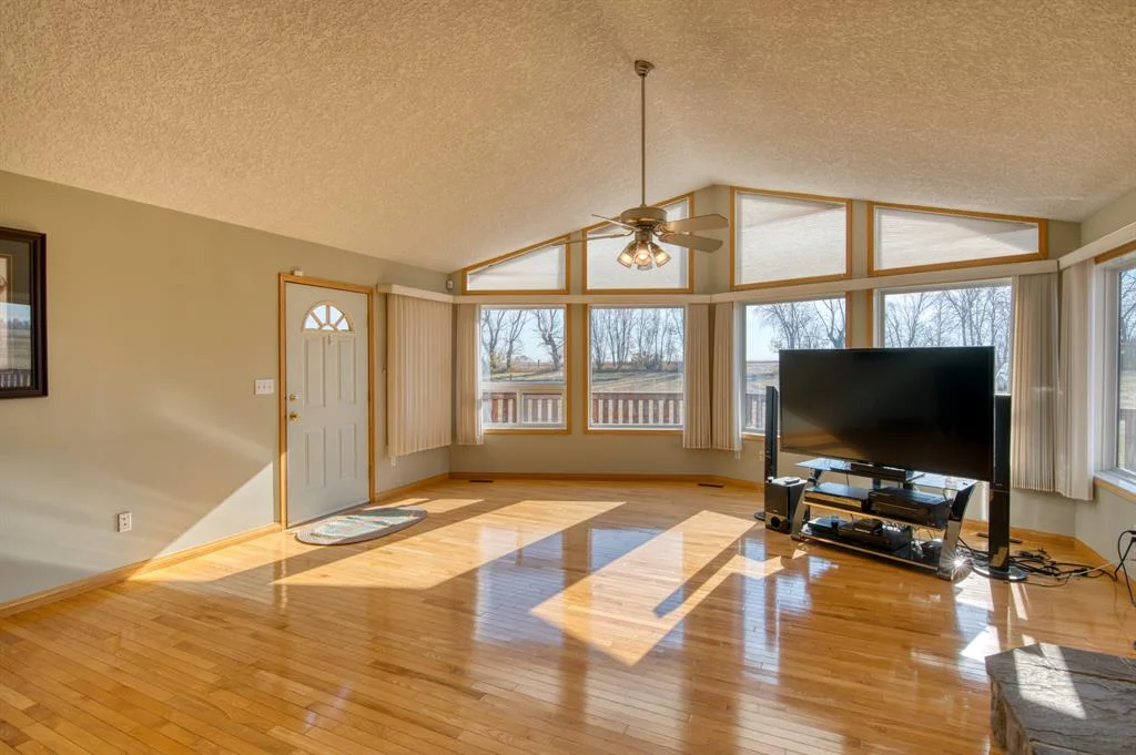 Goat Farm Acreage Listing. Lovely 5 Bedroom Home On 5 Acres thumbnail 9