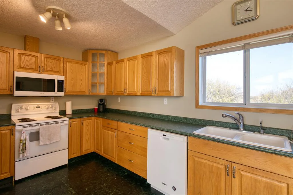 Goat Farm Acreage Listing. Lovely 5 Bedroom Home On 5 Acres thumbnail 17