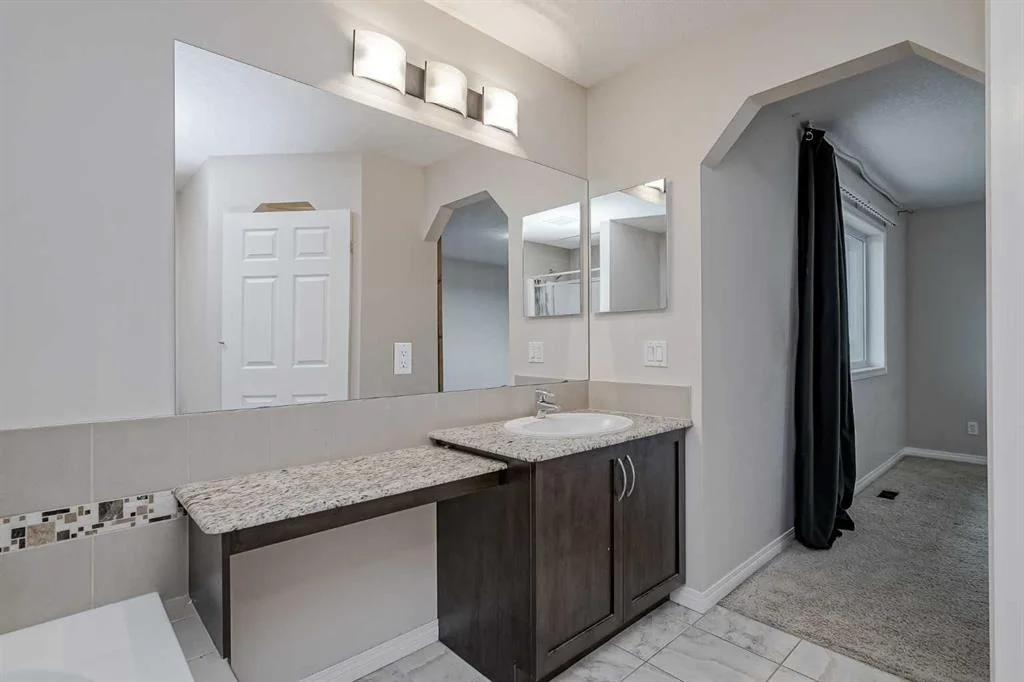 Luxury Basement thumbnail 7