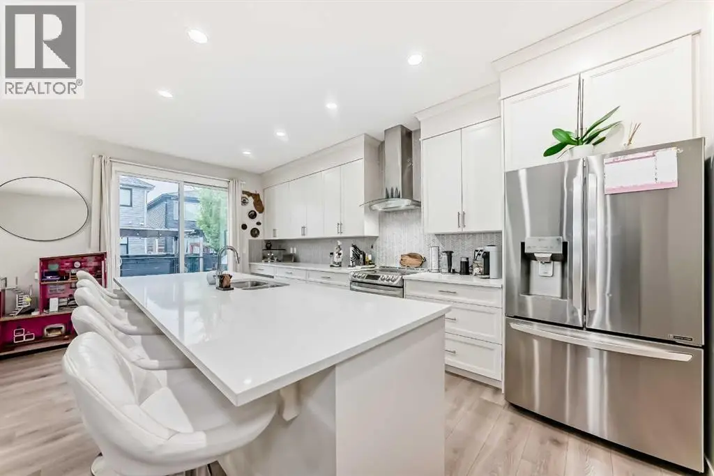 4 Bedroom Elite Abode thumbnail 5