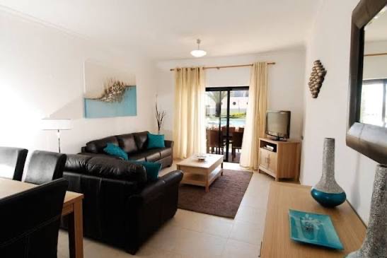 Luxury 2 Bedroom Room Apartment in Yaba Lagos